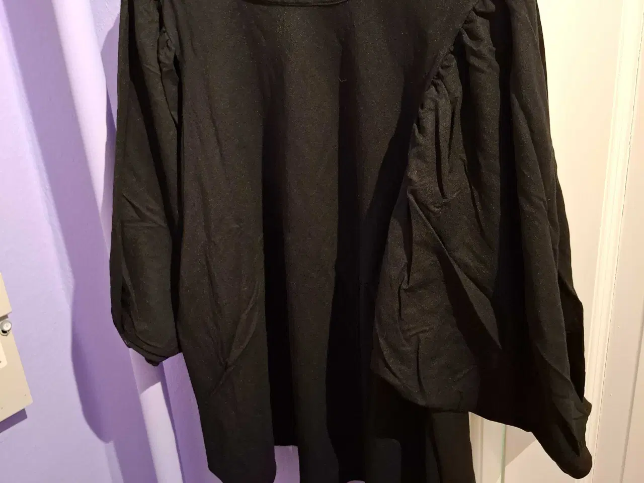 Billede 4 - Flot bluse fra Zizzi I M