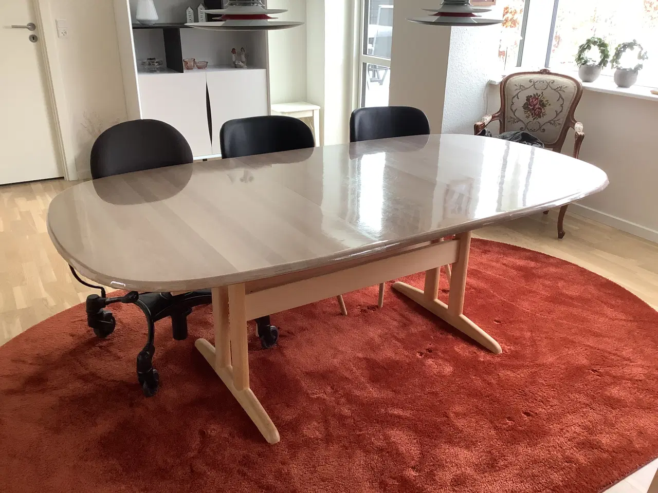 Billede 3 - Gangsø sæbebehandlet bøgebord