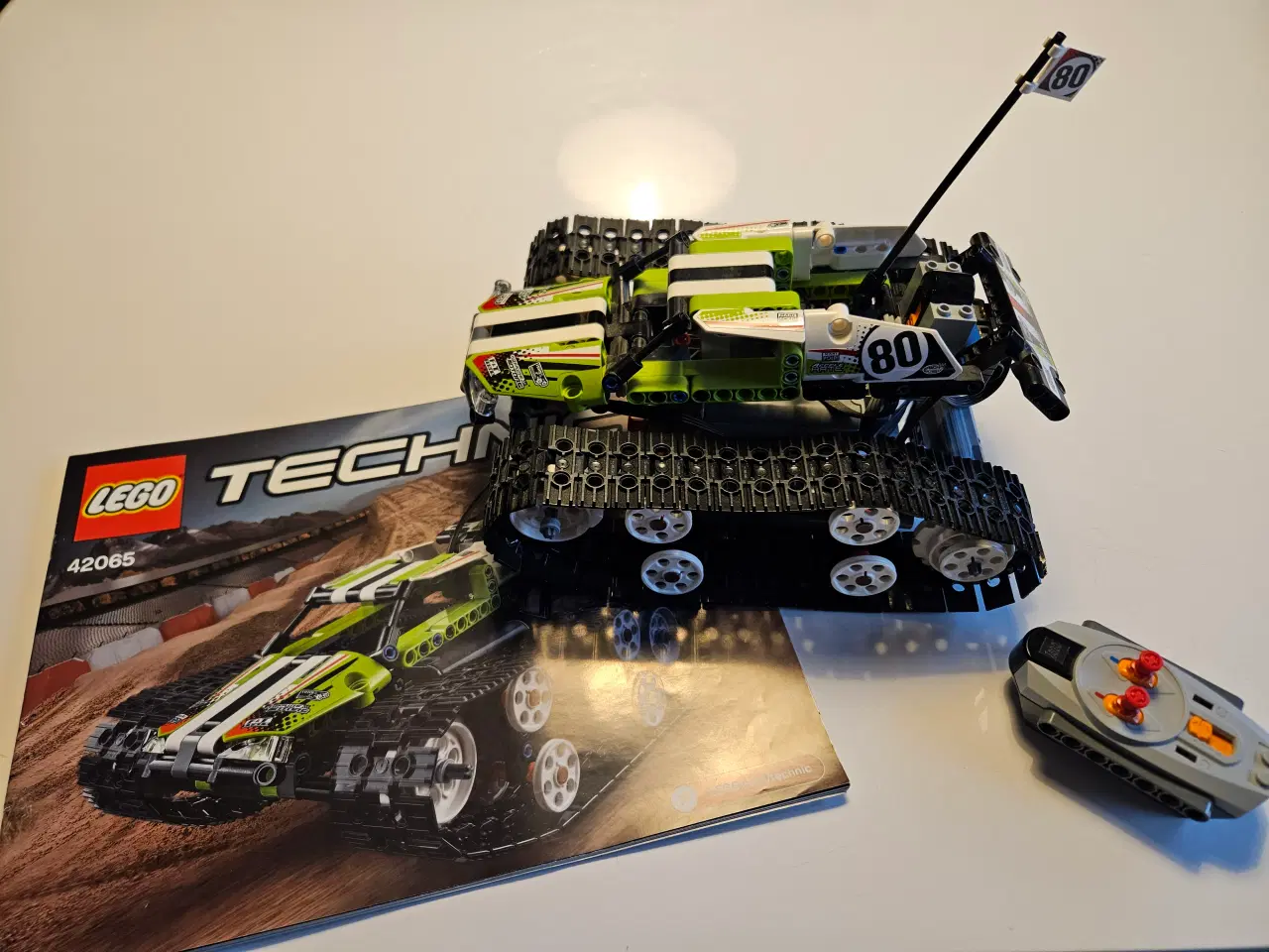 Billede 1 - Lego Technic fjernstyret bil