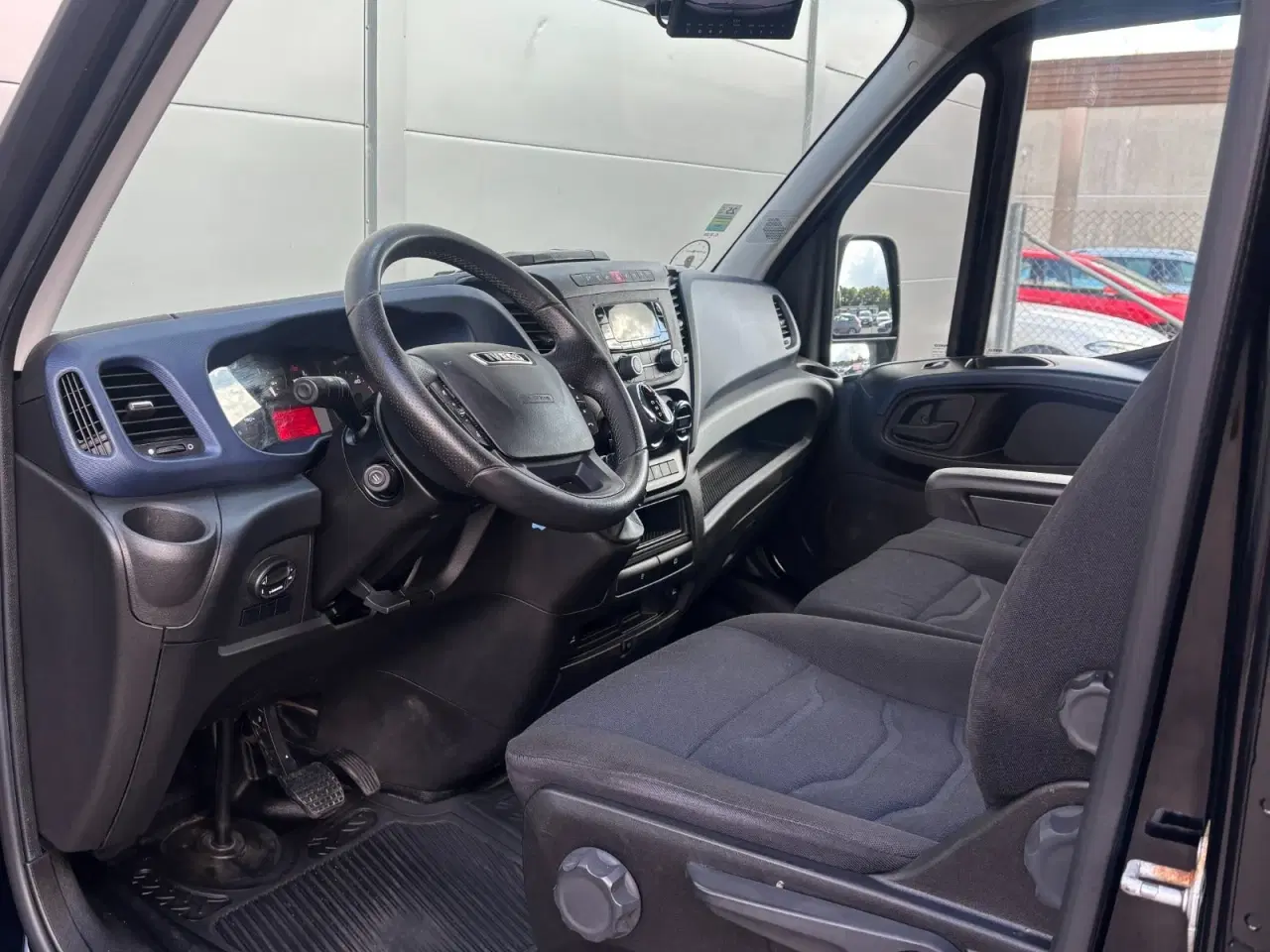 Billede 13 - Iveco Daily 3,0 35C18 12m³ Van AG8