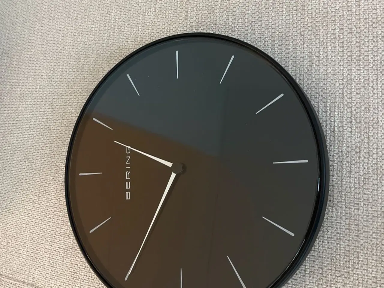 Billede 1 - Vægur fra Bering sælges 