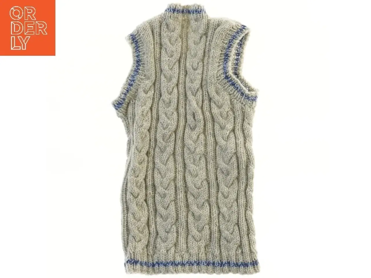 Billede 2 - Strikket vest med kabelmønster (str. bryst:28 længde:44 cm)