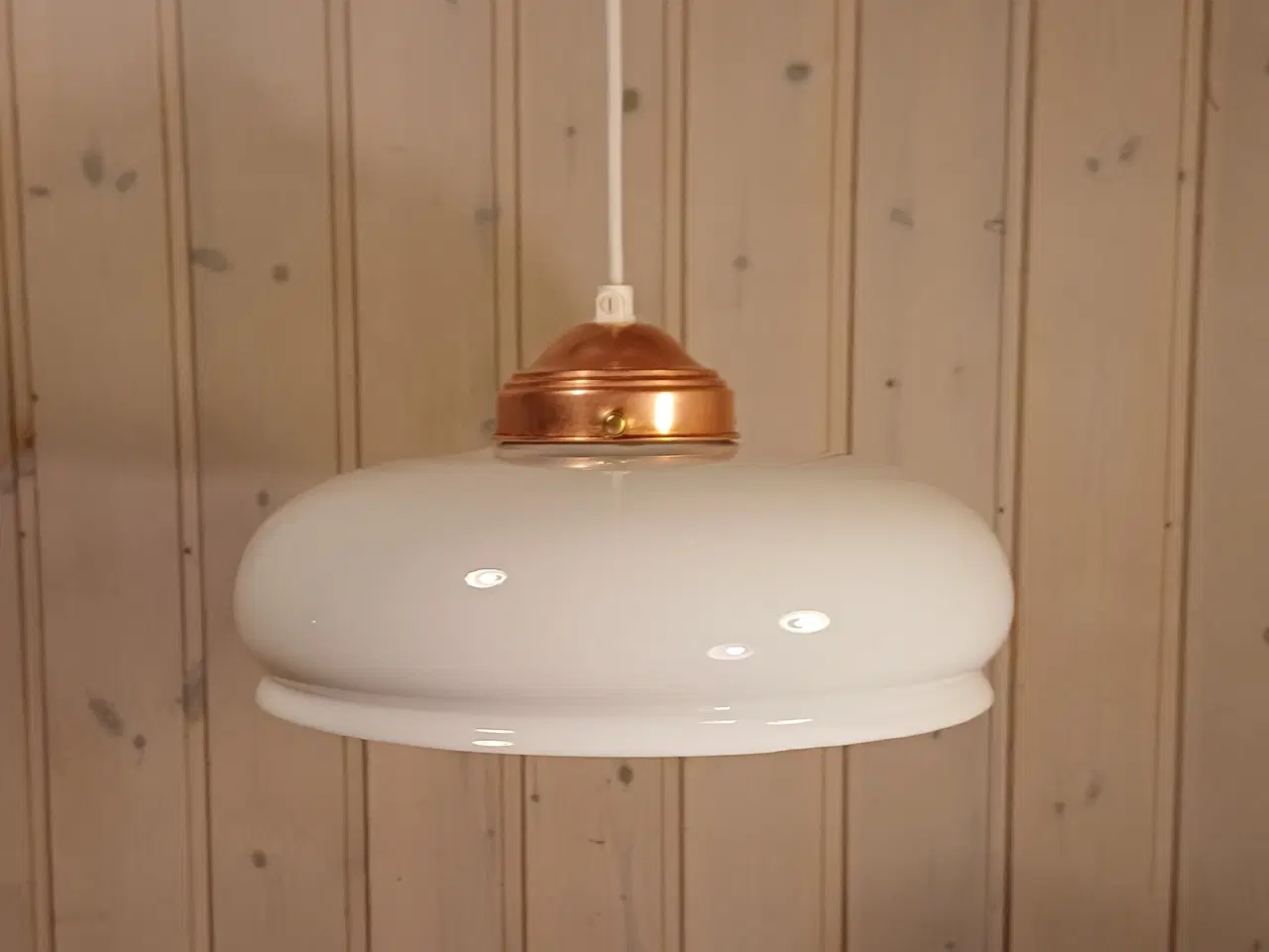 Billede 2 - Vintage/Retro loftlampe med glasskærm og messingop