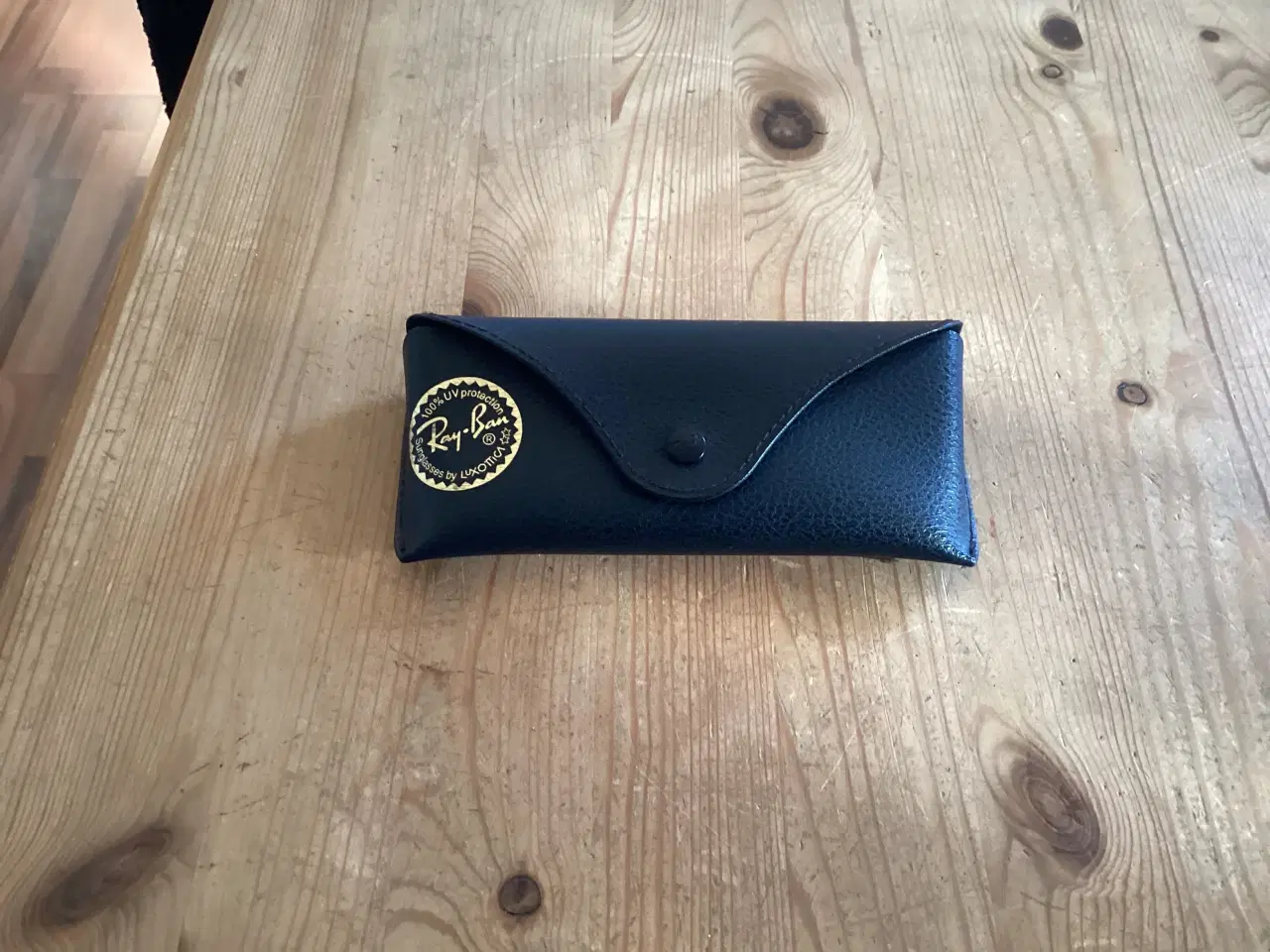 Billede 2 - Adidas Solbrille Etui m Glas/ Ray Ban Etui