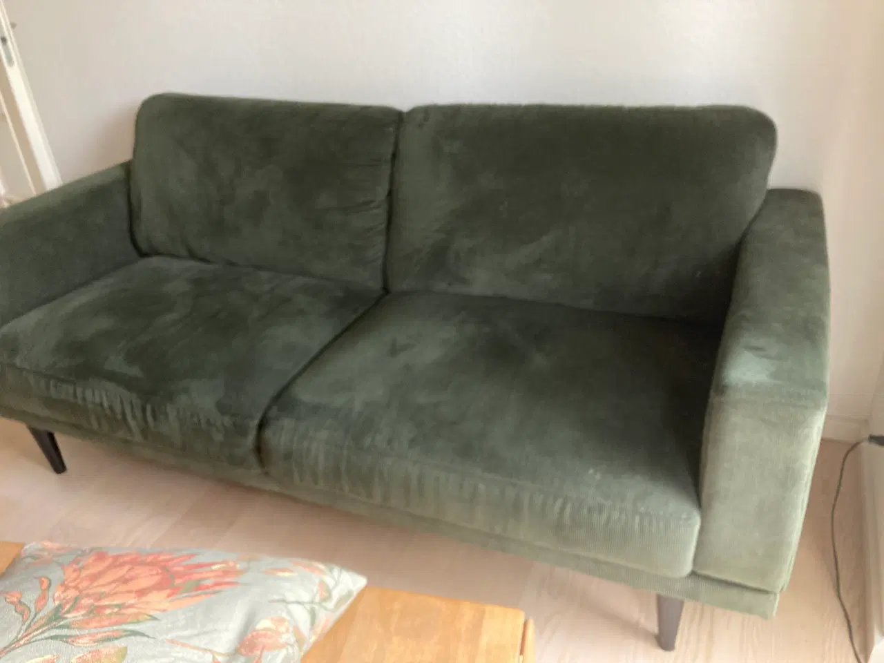 Billede 1 - 3 pers sofa i fløjlsstof