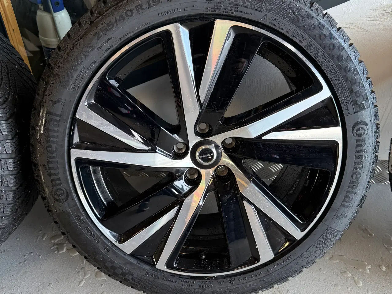 Billede 4 - Originale 19” Volvo alufælge med vinterdæk