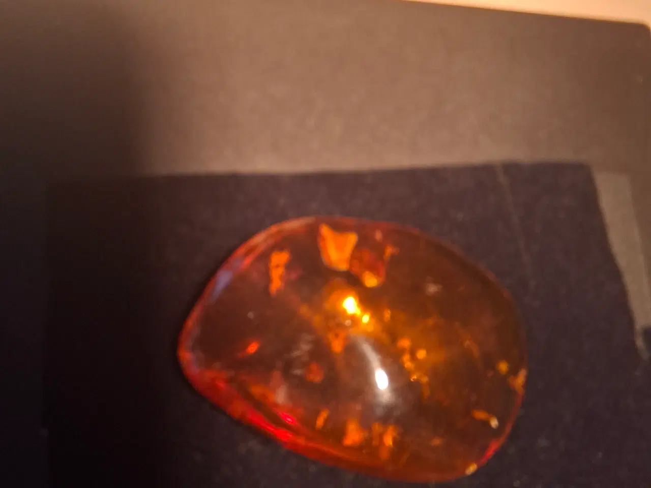 Billede 3 - 1 stk. Rav med indeslutninger sælges