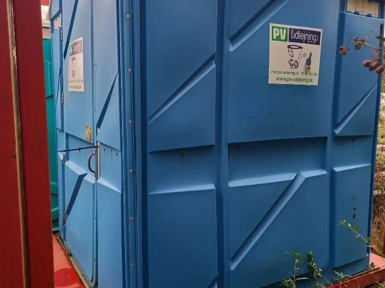 Billede 5 - Toiletlad 4 toiletter + 1 lukket pissoir modul