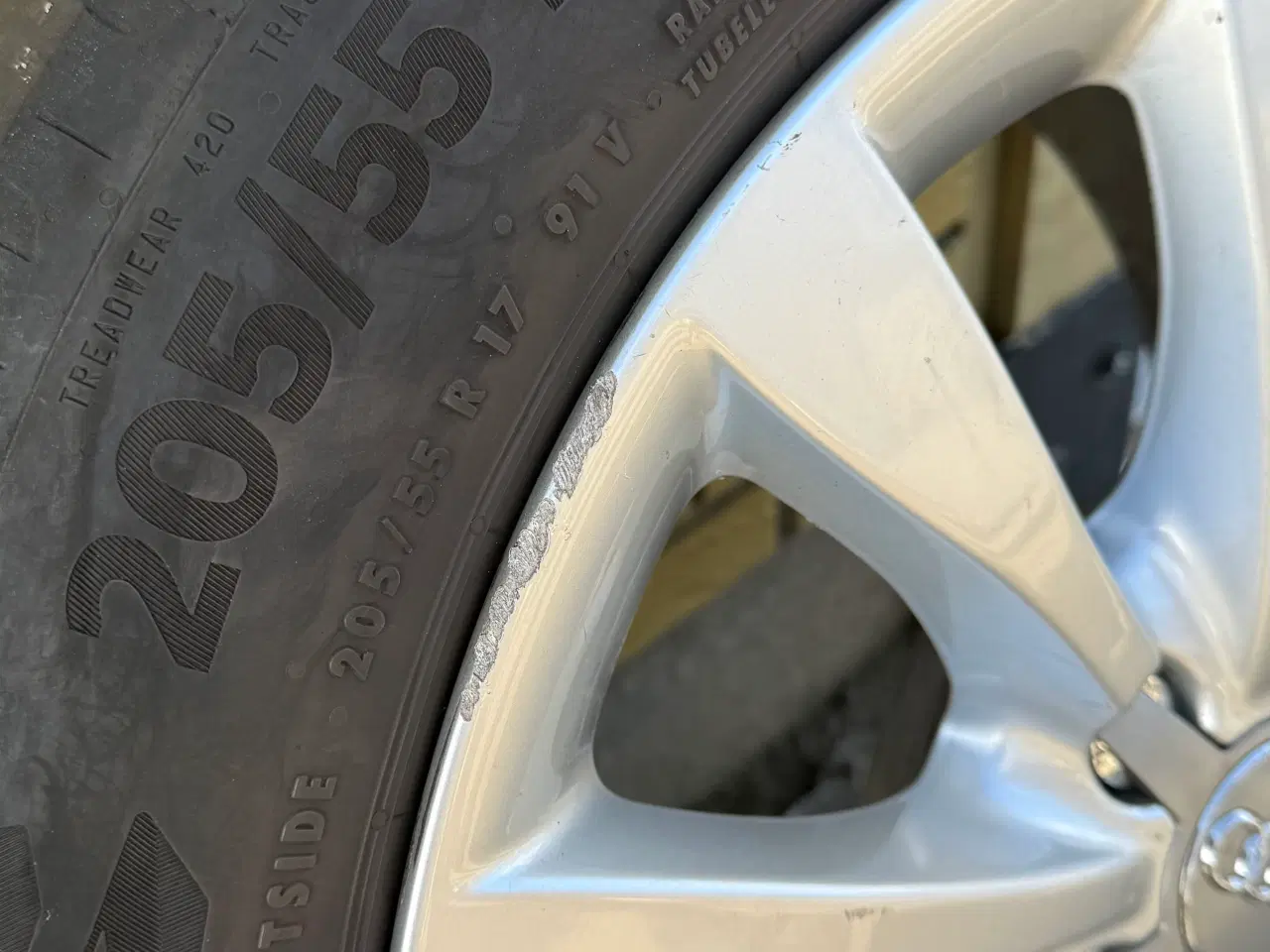 Billede 4 - Audi Originale “17 alufælge Continental Sommerdæk