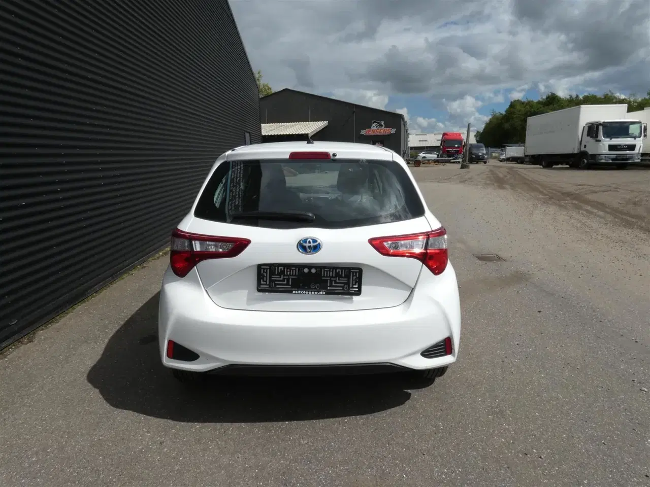 Billede 6 - Toyota Yaris 1,5 Hybrid H2 E-CVT 100HK 5d Trinl. Gear