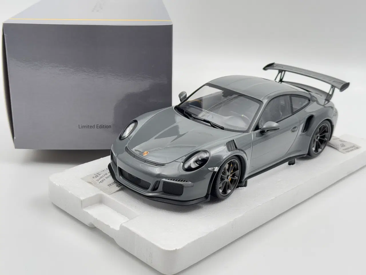 Billede 9 - 2015 Porsche 911 (991.1) GT3 RS 1:18  