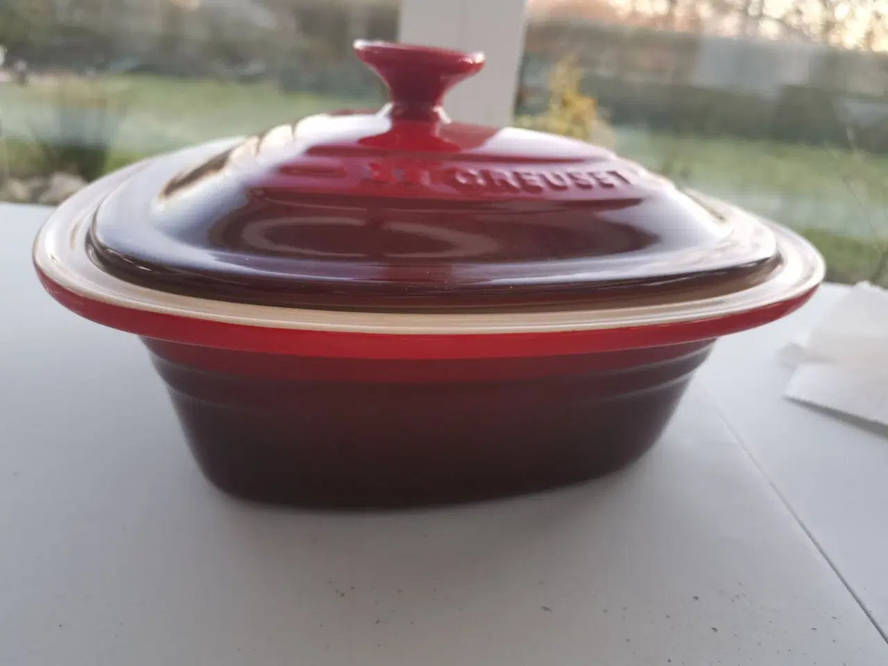 Billede 2 - Stort Le Creuset Ildfast Hjertefad med låg