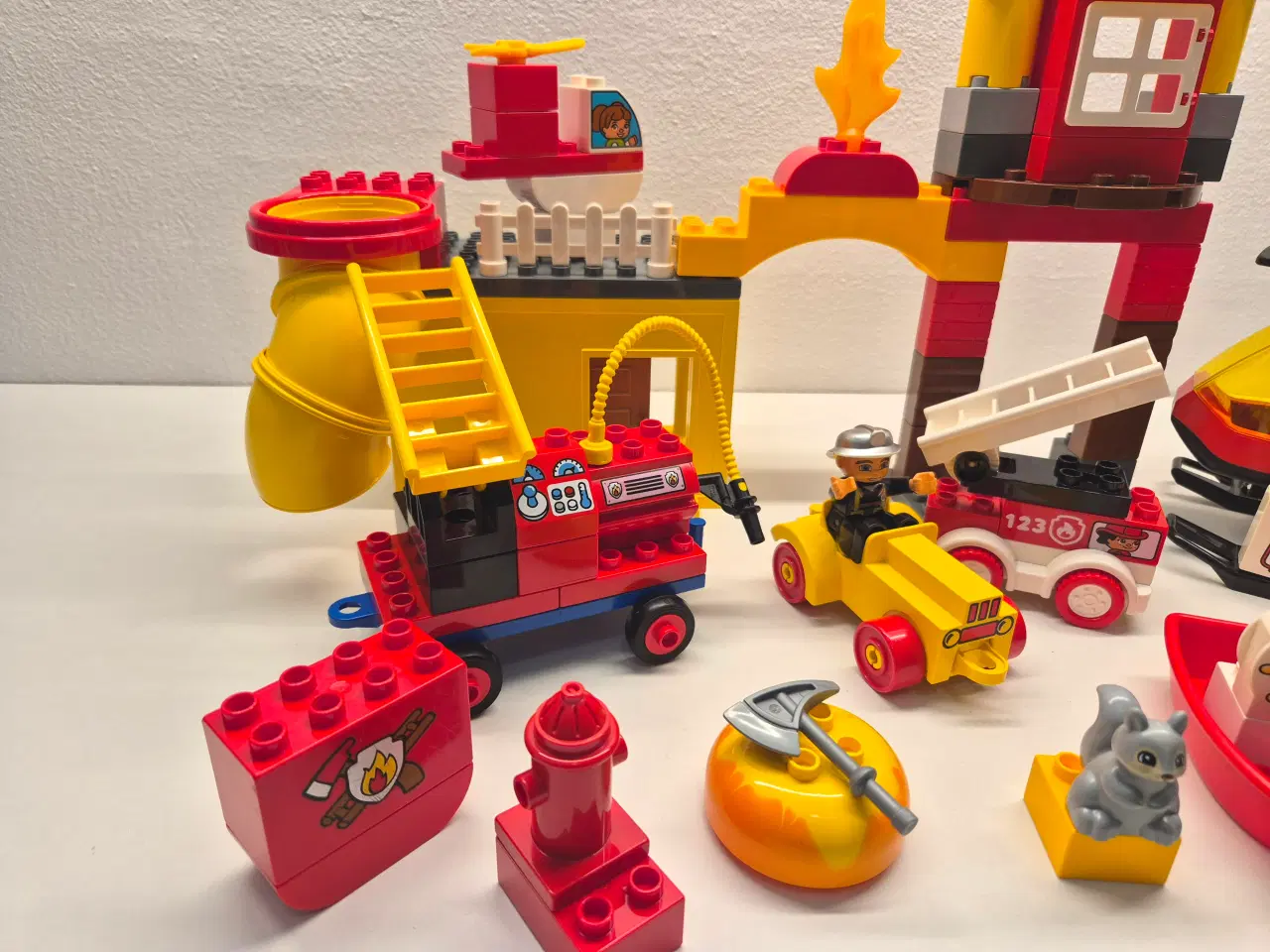 Billede 3 - Duplo Brandstation, Stor redningshelikopter,