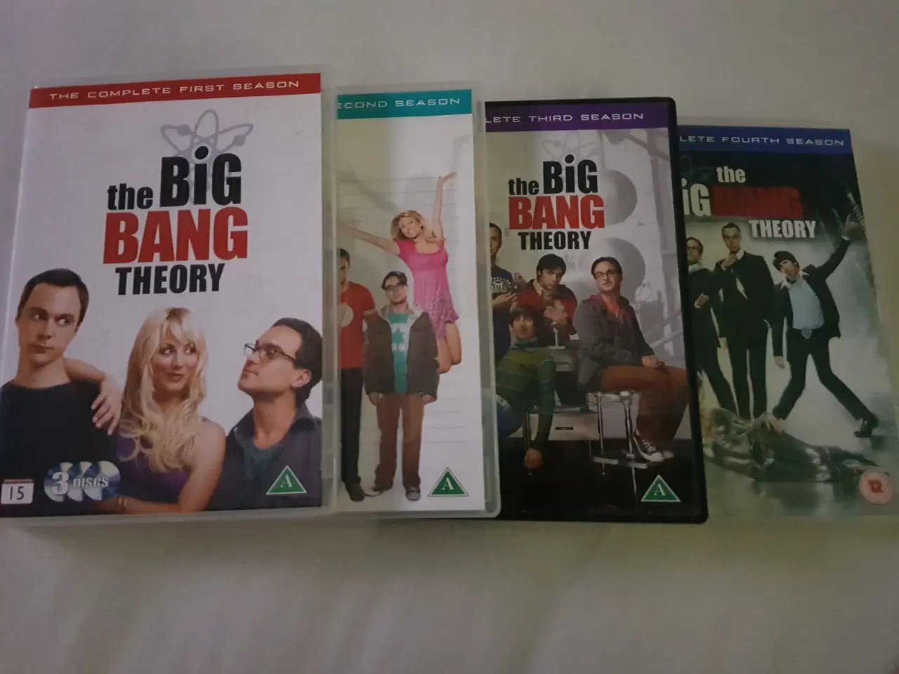 Billede 1 - Big Bang Theory 1-4