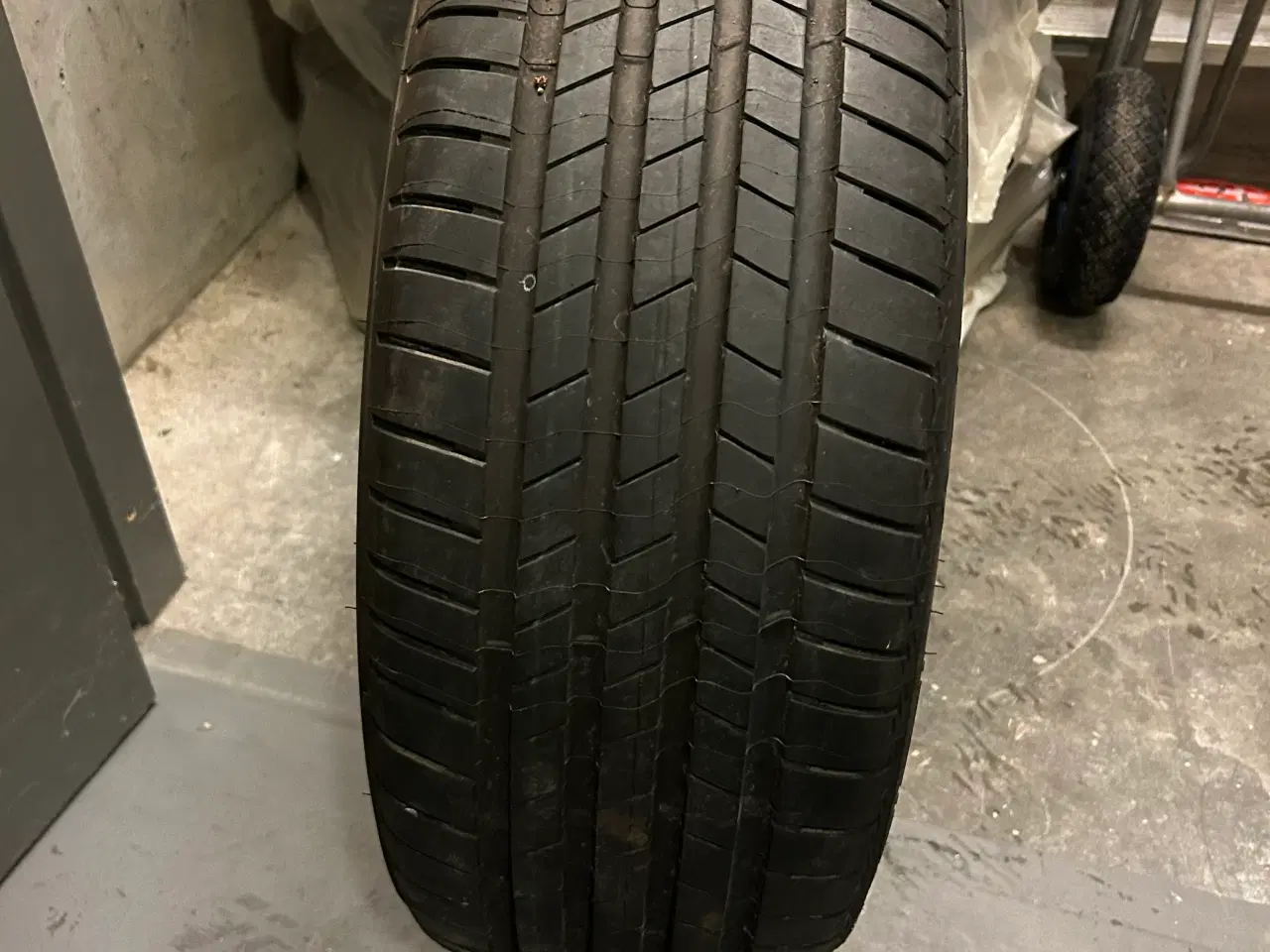 Billede 1 - 4 styk helt nye og ubrugte Bridgestone sommerdæk 