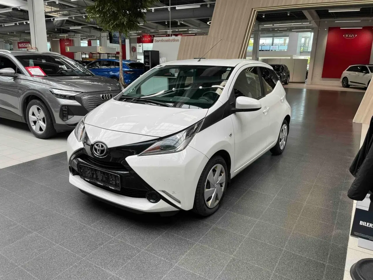 Billede 1 - Toyota Aygo 1,0 VVT-i x-play x-touch