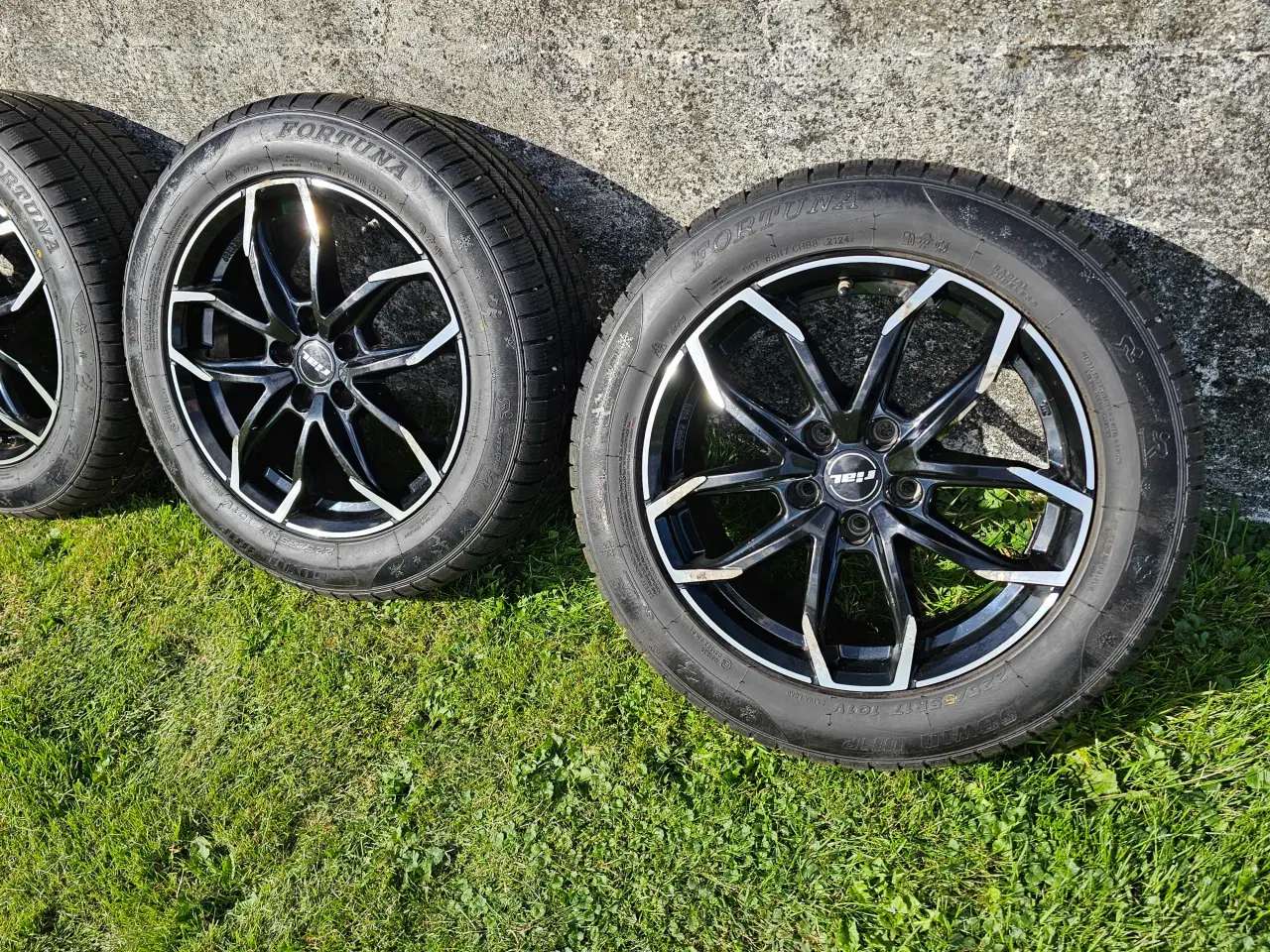 Billede 3 - 17" vinterdæk på fælge toyota chr hybrid 