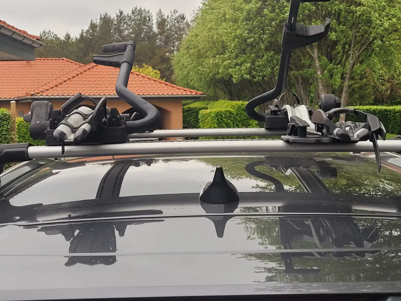 Billede 1 - Thule tagbøjle system