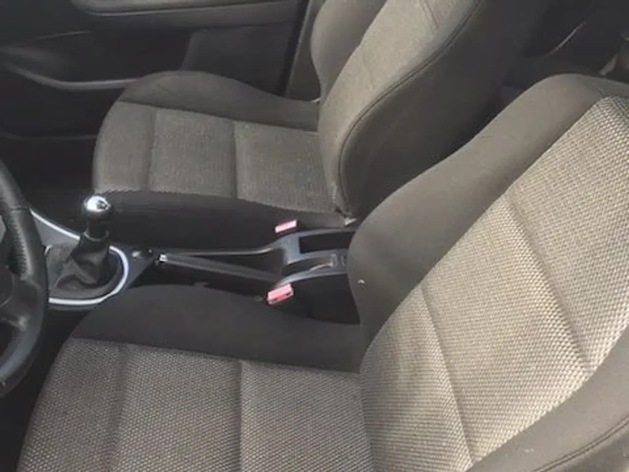 Billede 5 - Ny syn  Peugeot 307  1,6 I St. Car 2007  Km kun 21