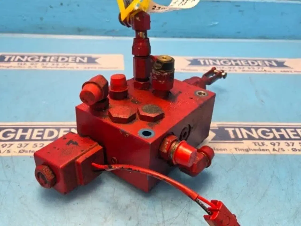 Billede 9 - Case 2388 Hydraulikventil 124235A3