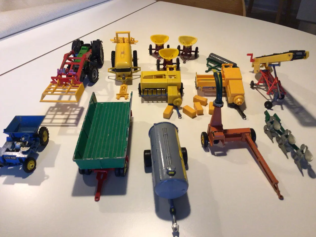 Billede 2 - Britains traktor m.m.