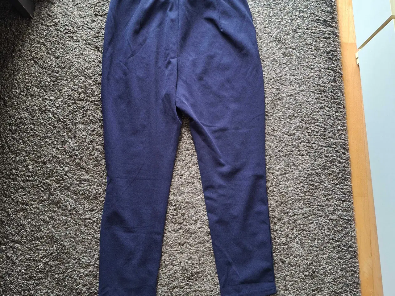 Billede 6 - Højtaljede skinny-fit bukser str.XL/44