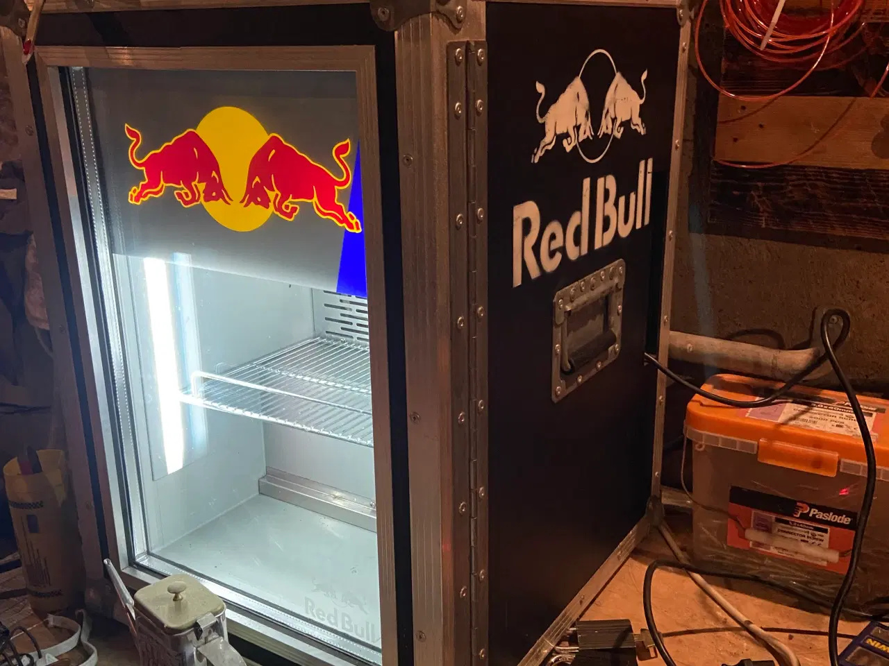 Billede 2 - Redbull køleskab -i  Flightcase