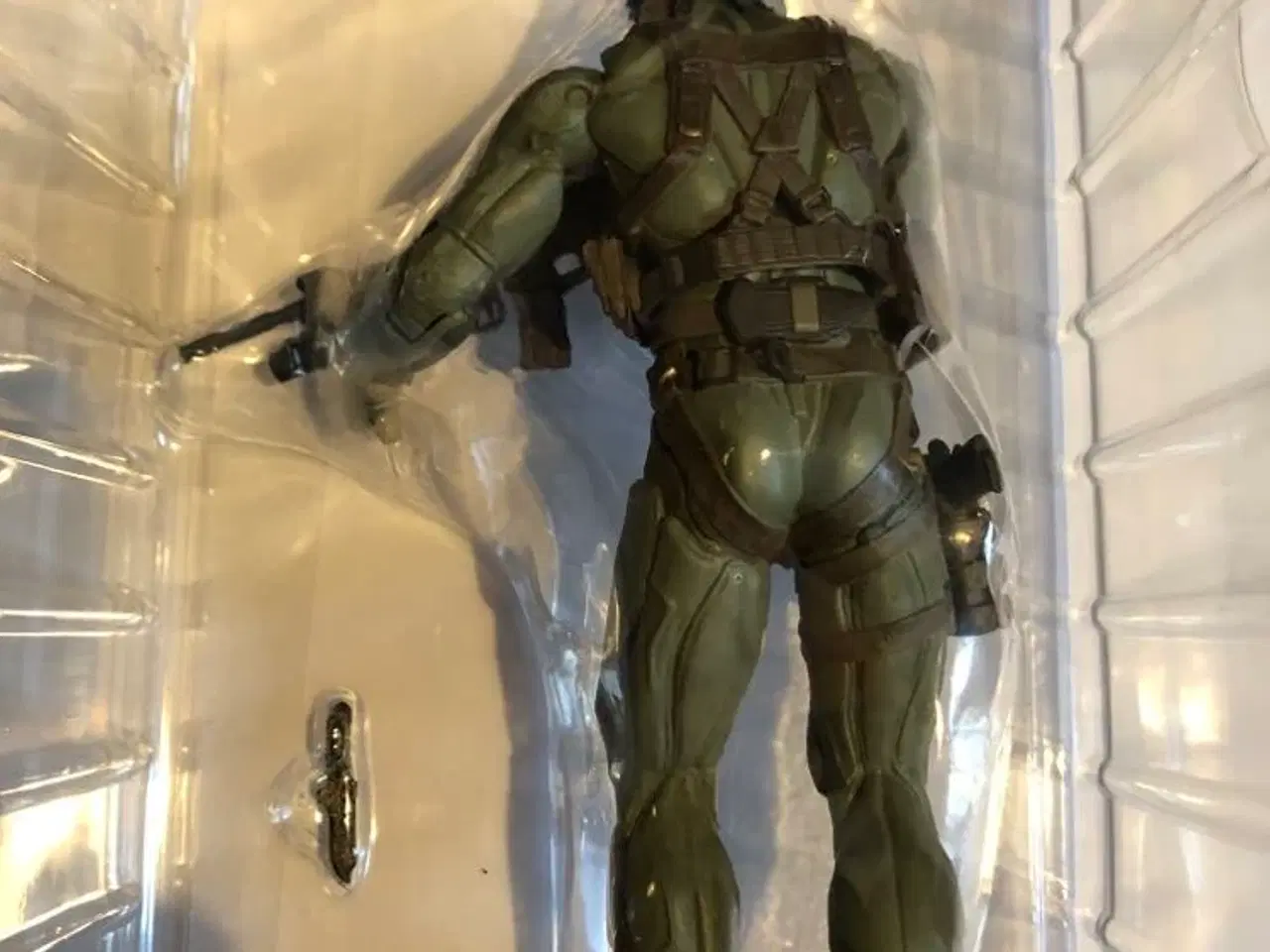 Billede 3 - METAL GEAR SOLID 4 LIMITED EDITION+ Figur