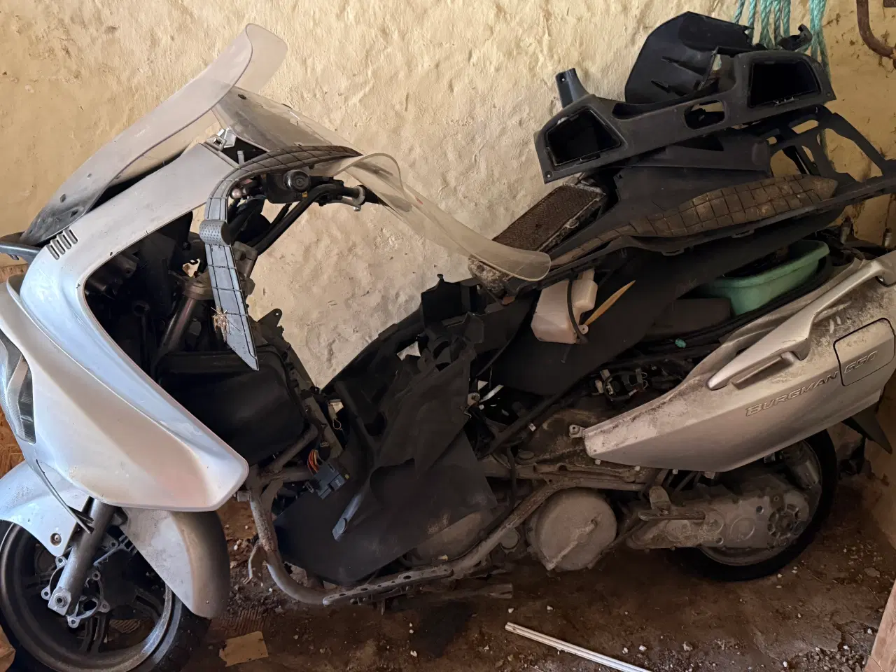 Billede 6 - Suzuki Burgman 650  kun til ophug