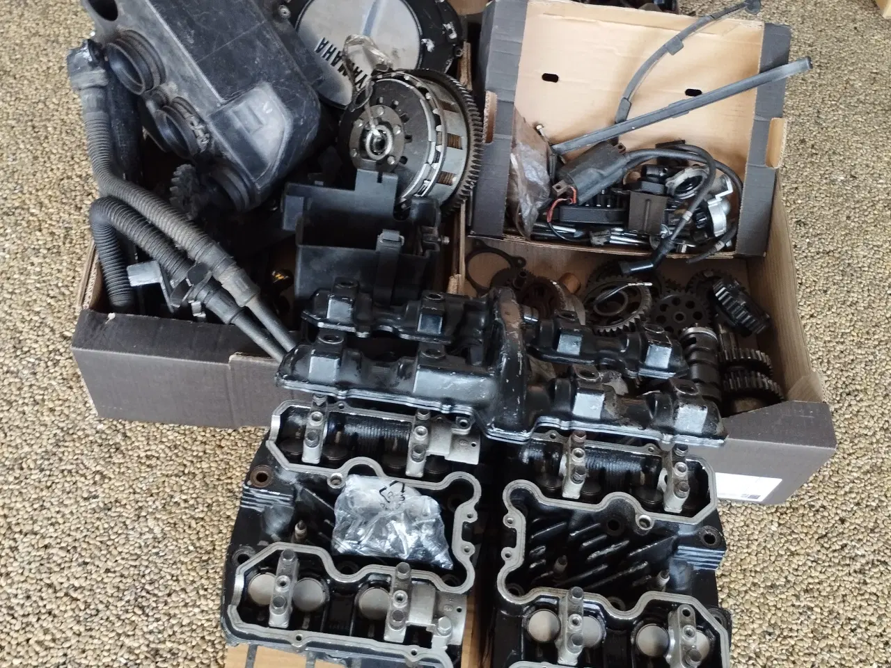 Billede 5 - Reservedele til Yamaha FJ 1100,          ( se%)   