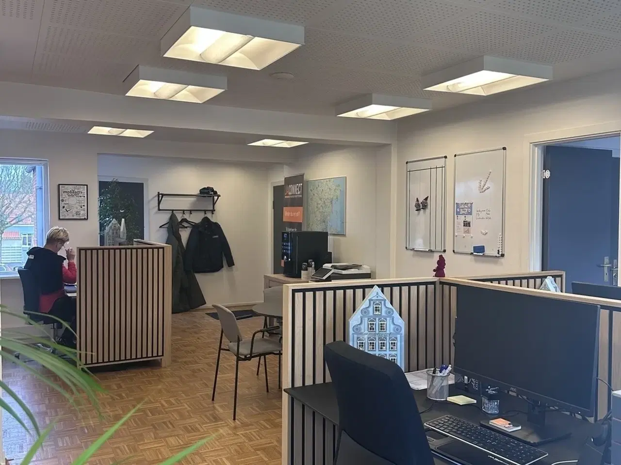 Billede 3 - Lys kontor til leje med gode faciliteter i gågaden.