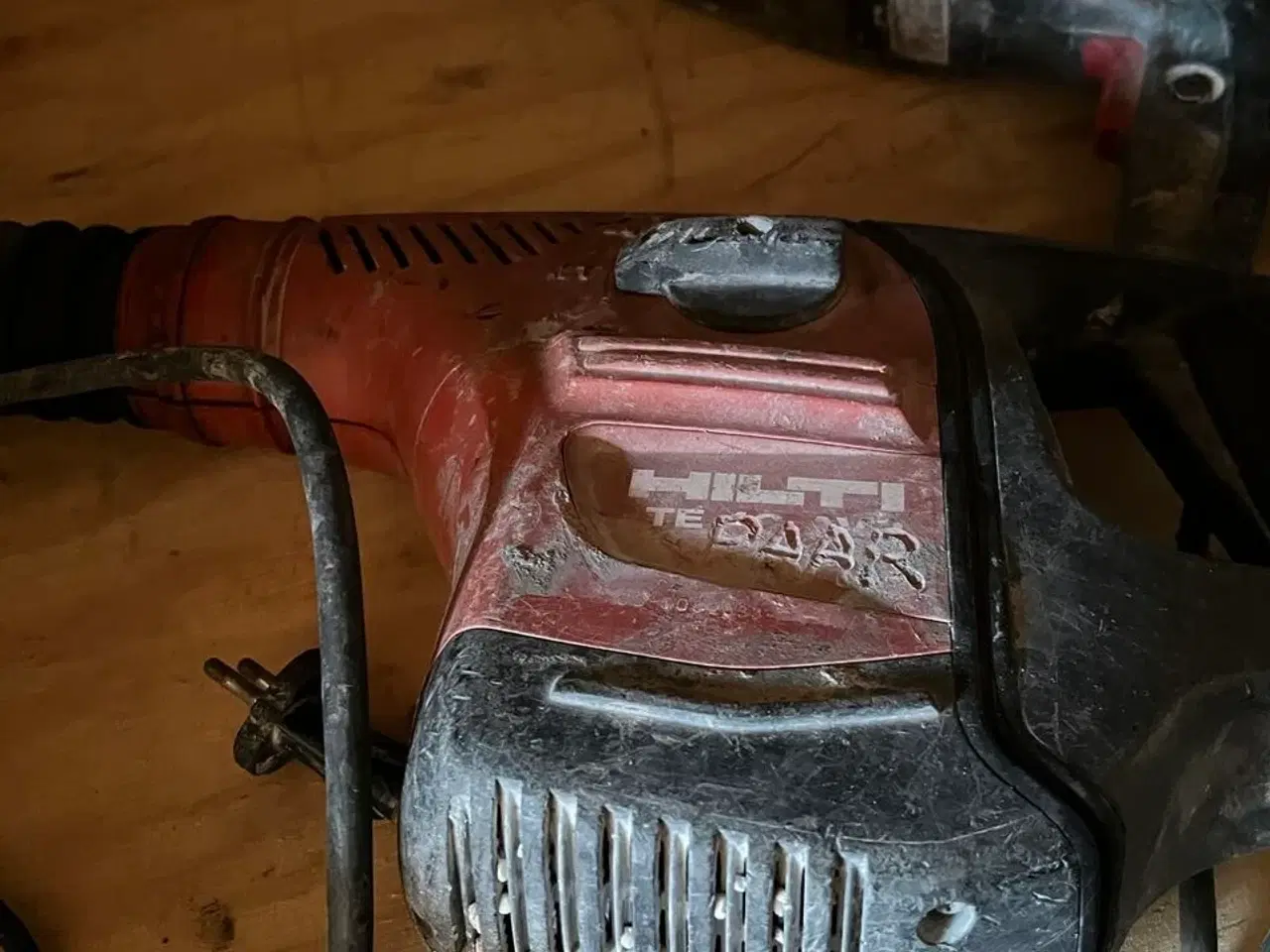 Billede 8 - 4 Boremaskiner, Sliber, 2 Vinkelsliber BOSCH + HILTI Inkl Transportkasse