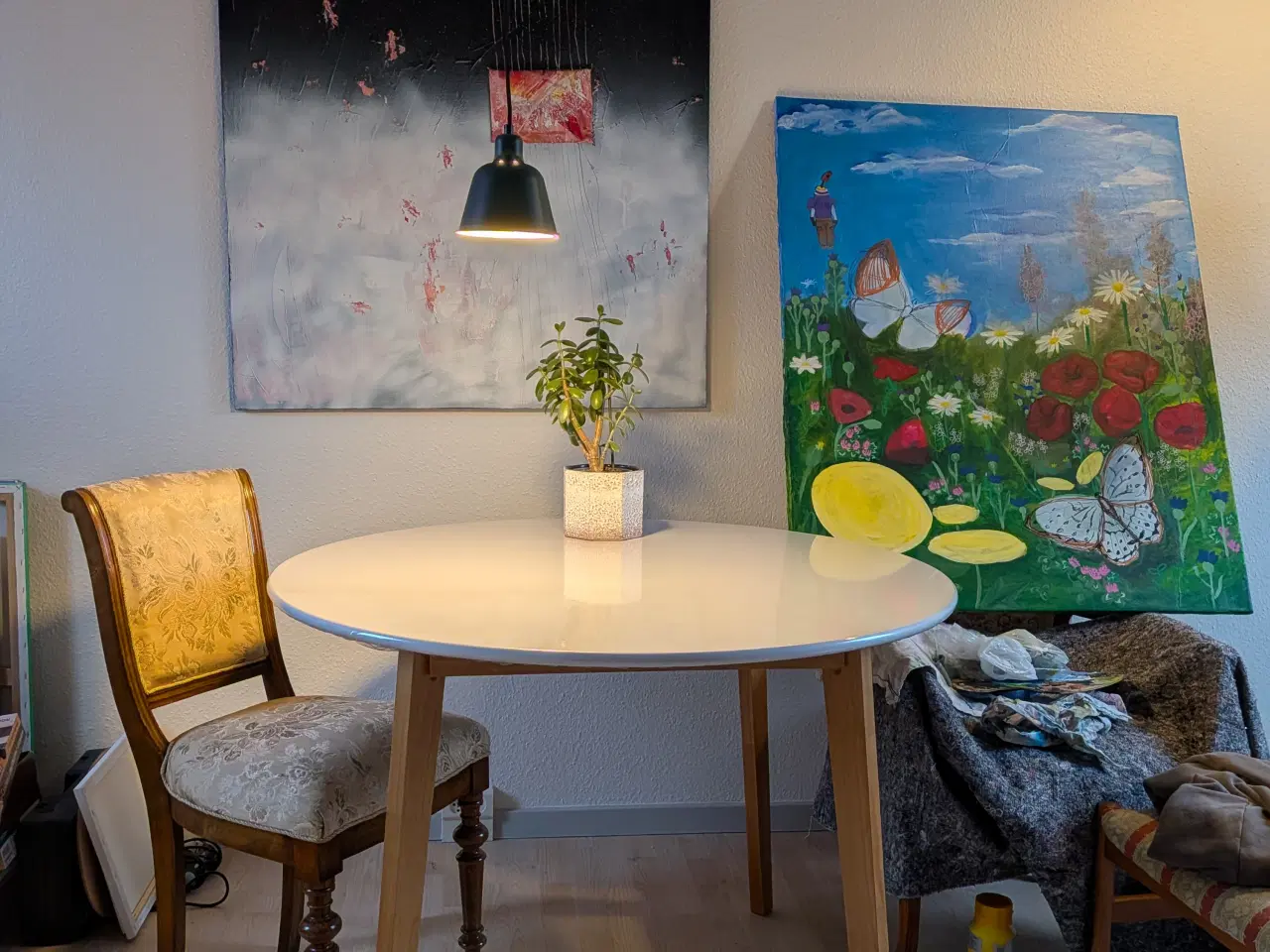 Billede 1 - Hvidt spisebord