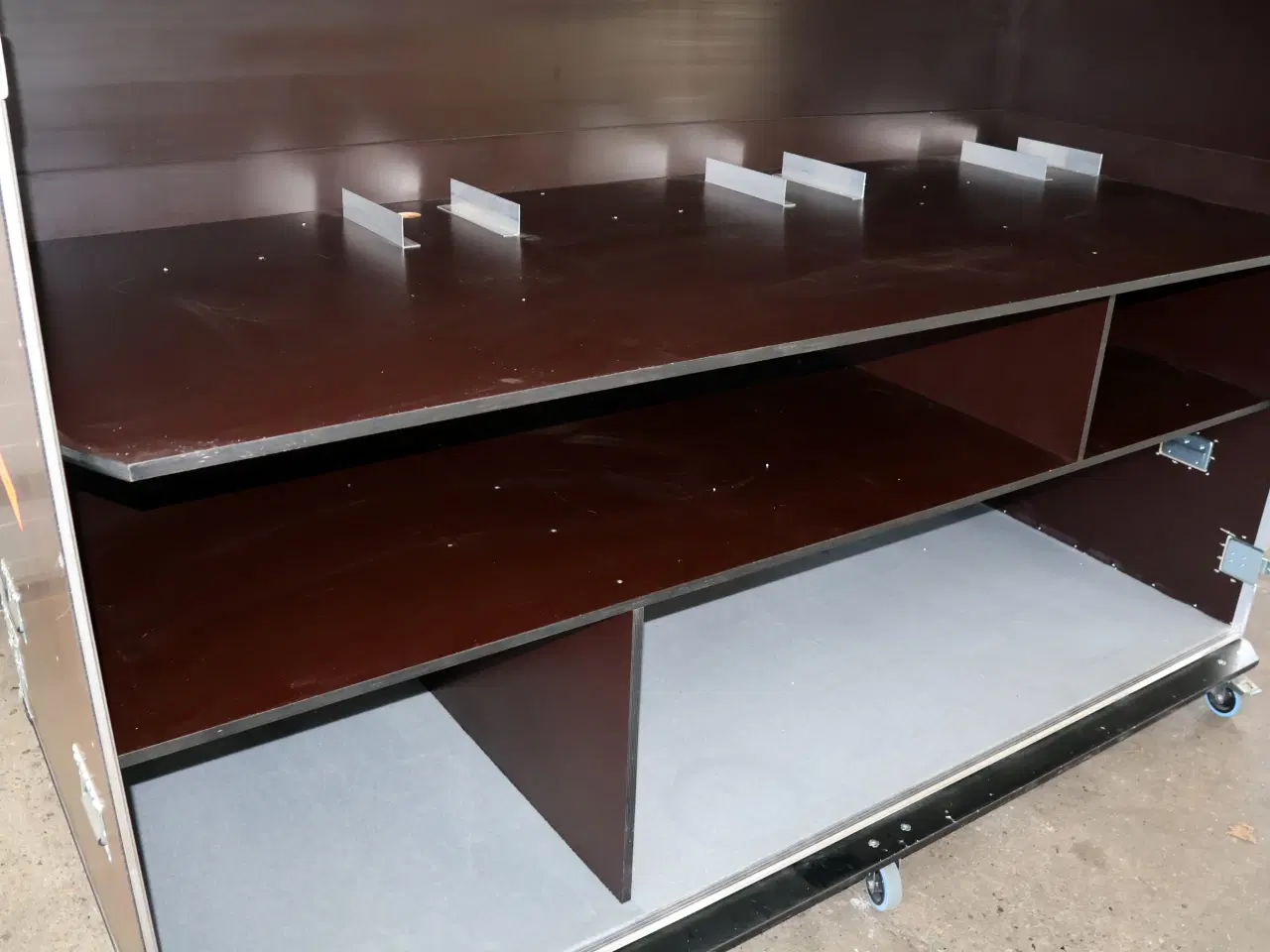 Billede 6 - Kæmpe Flightcase/transportkasser m/9 stk hjul