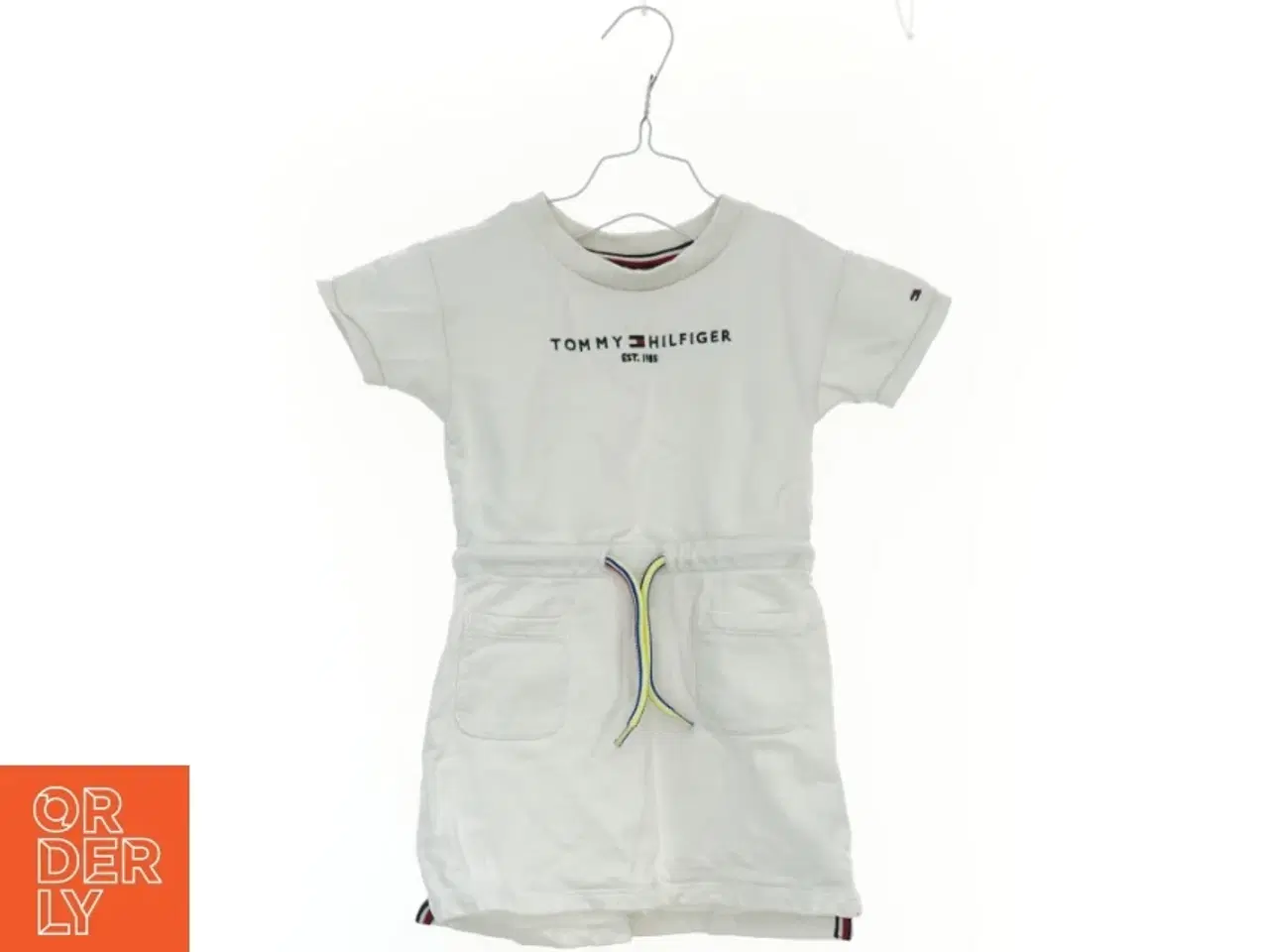 Billede 1 - Kjole fra Tommy Hilfiger (str. 104 cm)