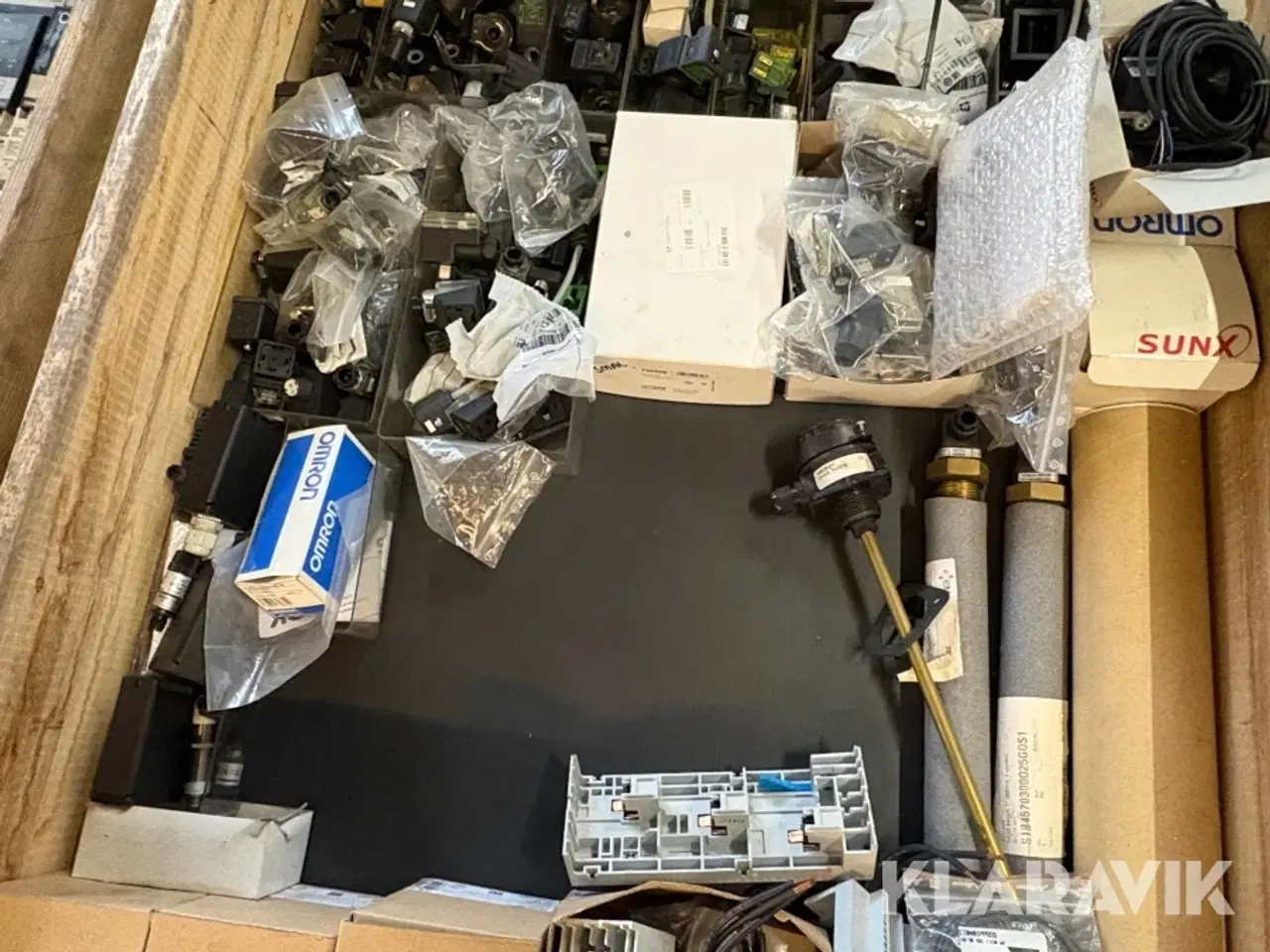 Billede 10 - Stort lot med el-komponenter - 37 paller