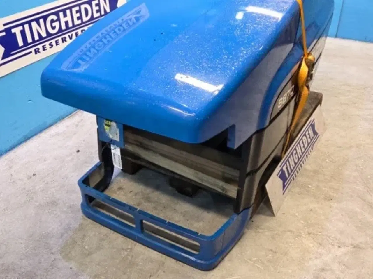 Billede 2 - Ford 8870 Motorhjelm