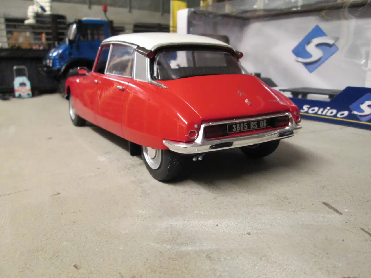 Billede 2 - Citroen D Special    Solido 1:18