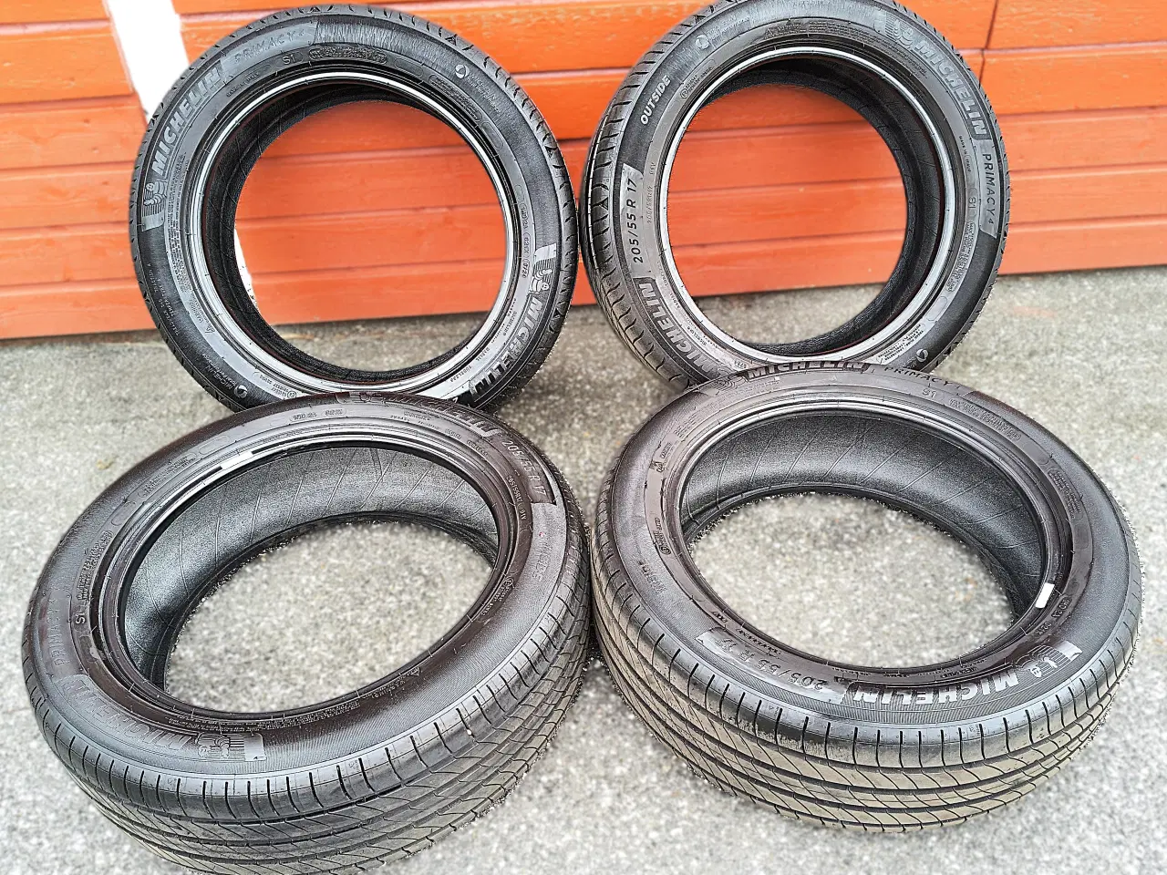 Billede 1 - 205/55 R17 sommerdæk