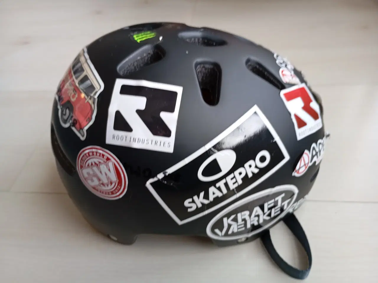 Billede 2 - Skater hjem. Eller til andre sportsgrene 