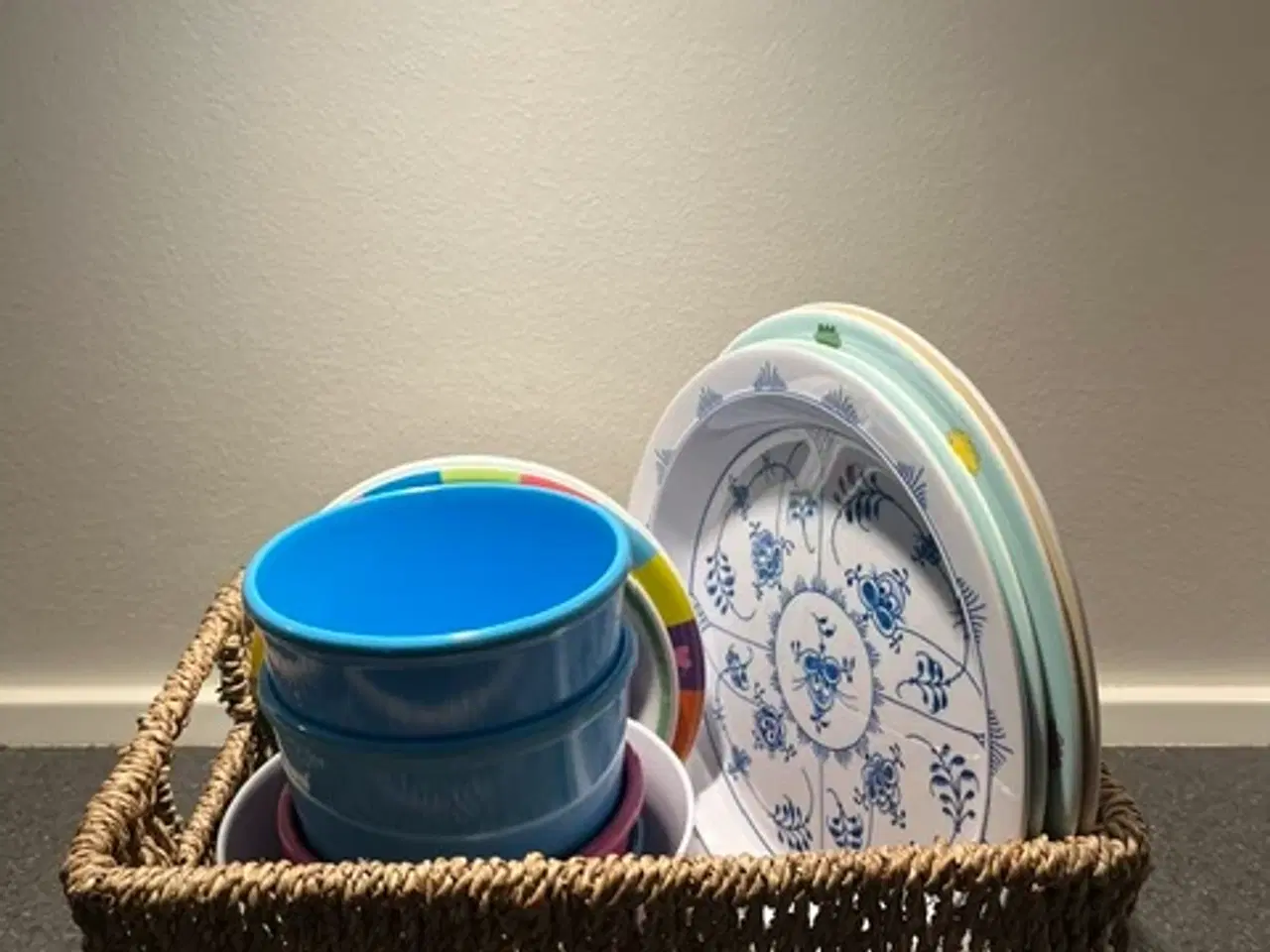 Billede 8 - Stort sæt børneservice i melamin - 14 dele inkl. k