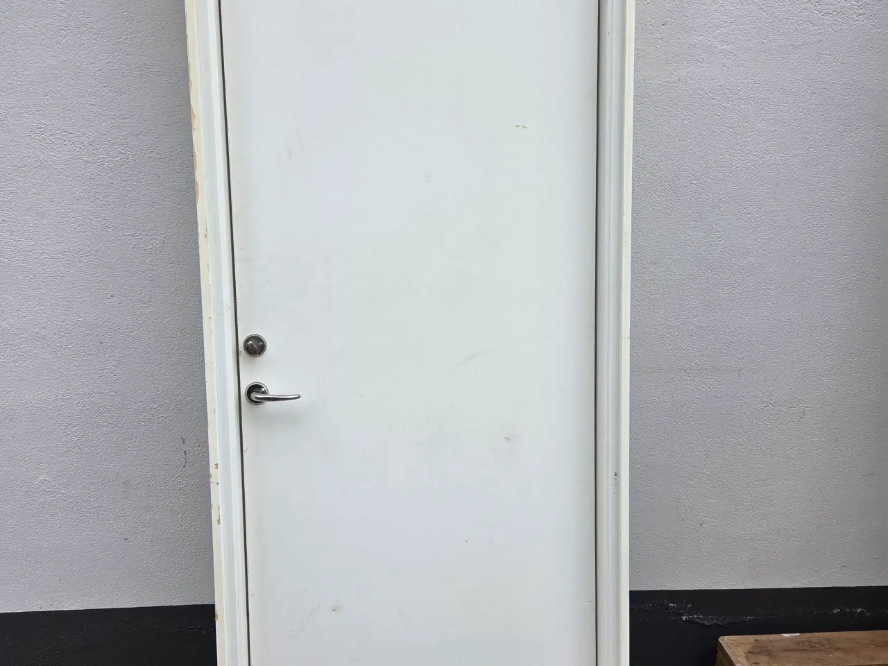 Billede 6 - Yderdør hvidmalet fyrretræ