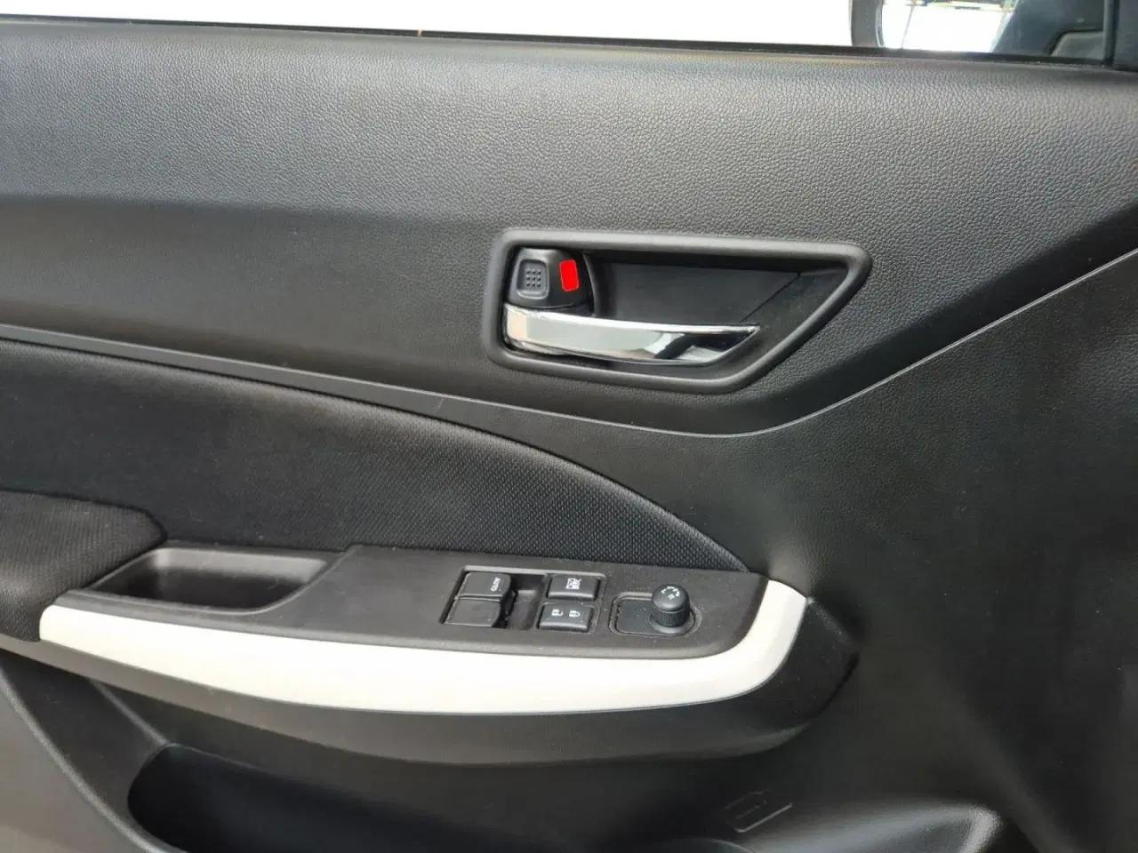 Billede 11 - Suzuki Swift 1,2 Dualjet Action AEB Gold 90HK 5d