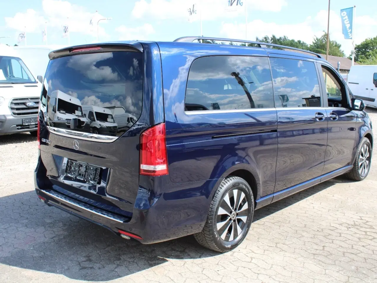 Billede 9 - Mercedes EQV300  Avantgarde XL Van