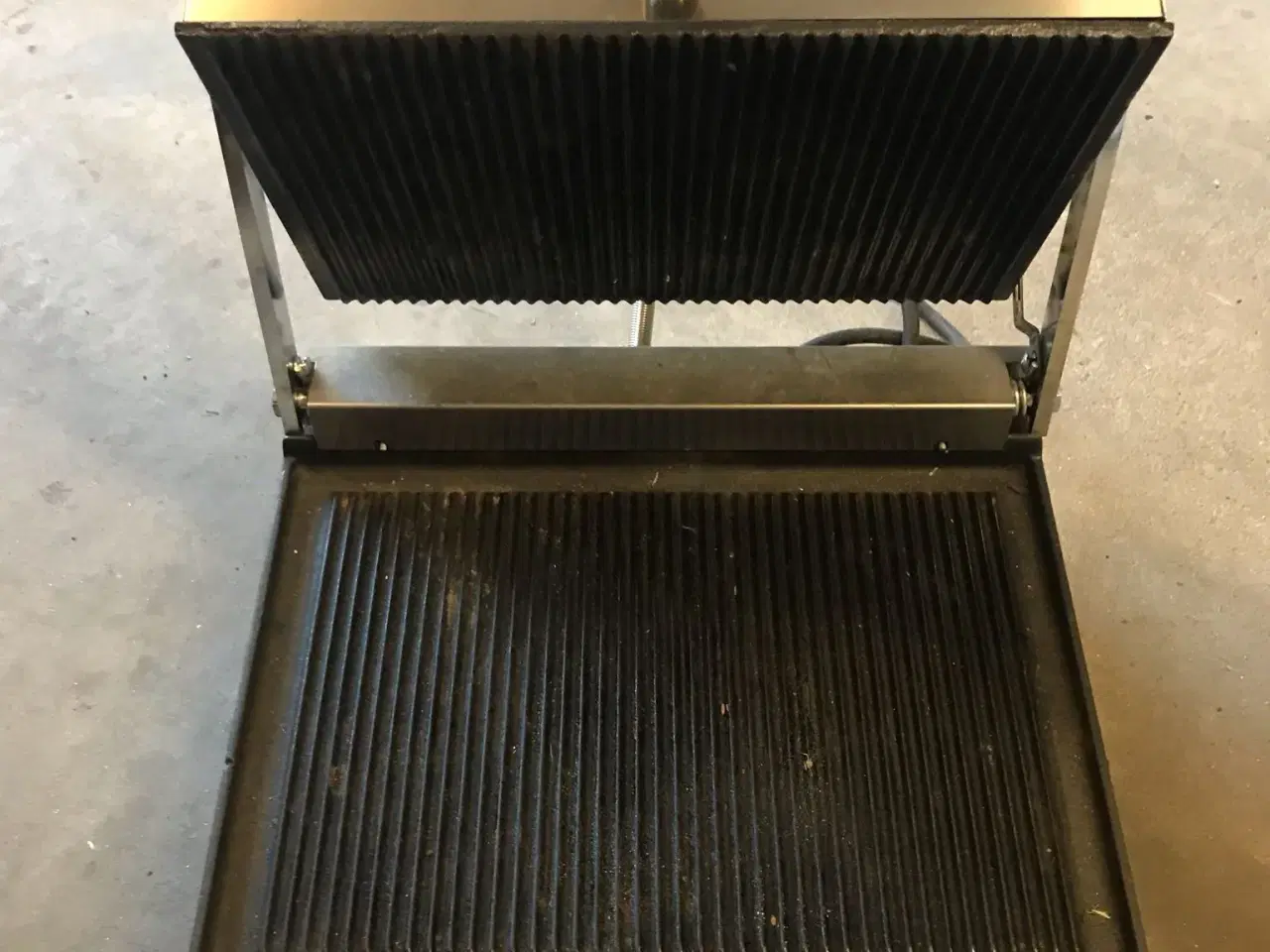 Billede 2 - Klemme grill