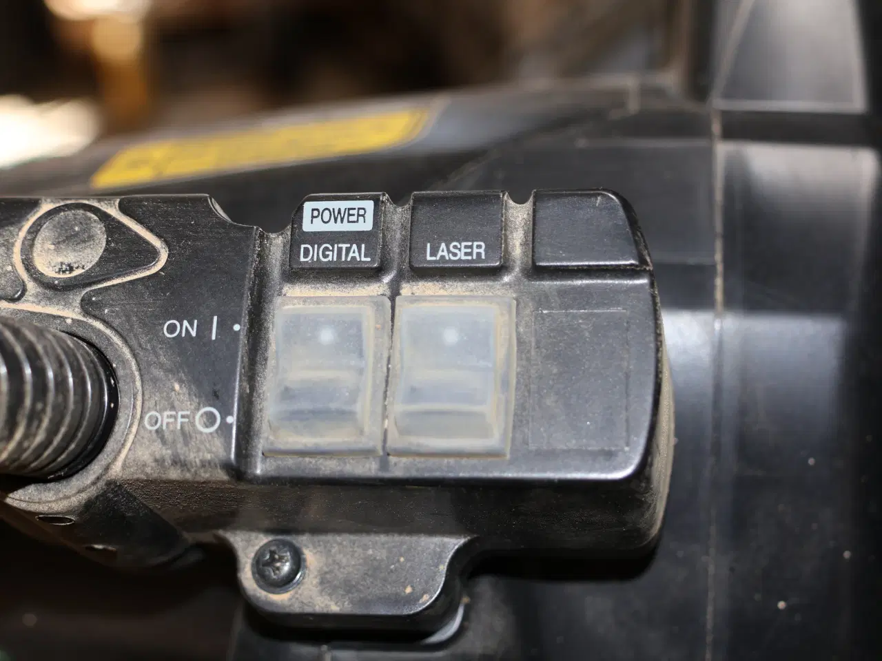 Billede 9 - Hitachi C12 LSH digital & laser, kap/geringssav