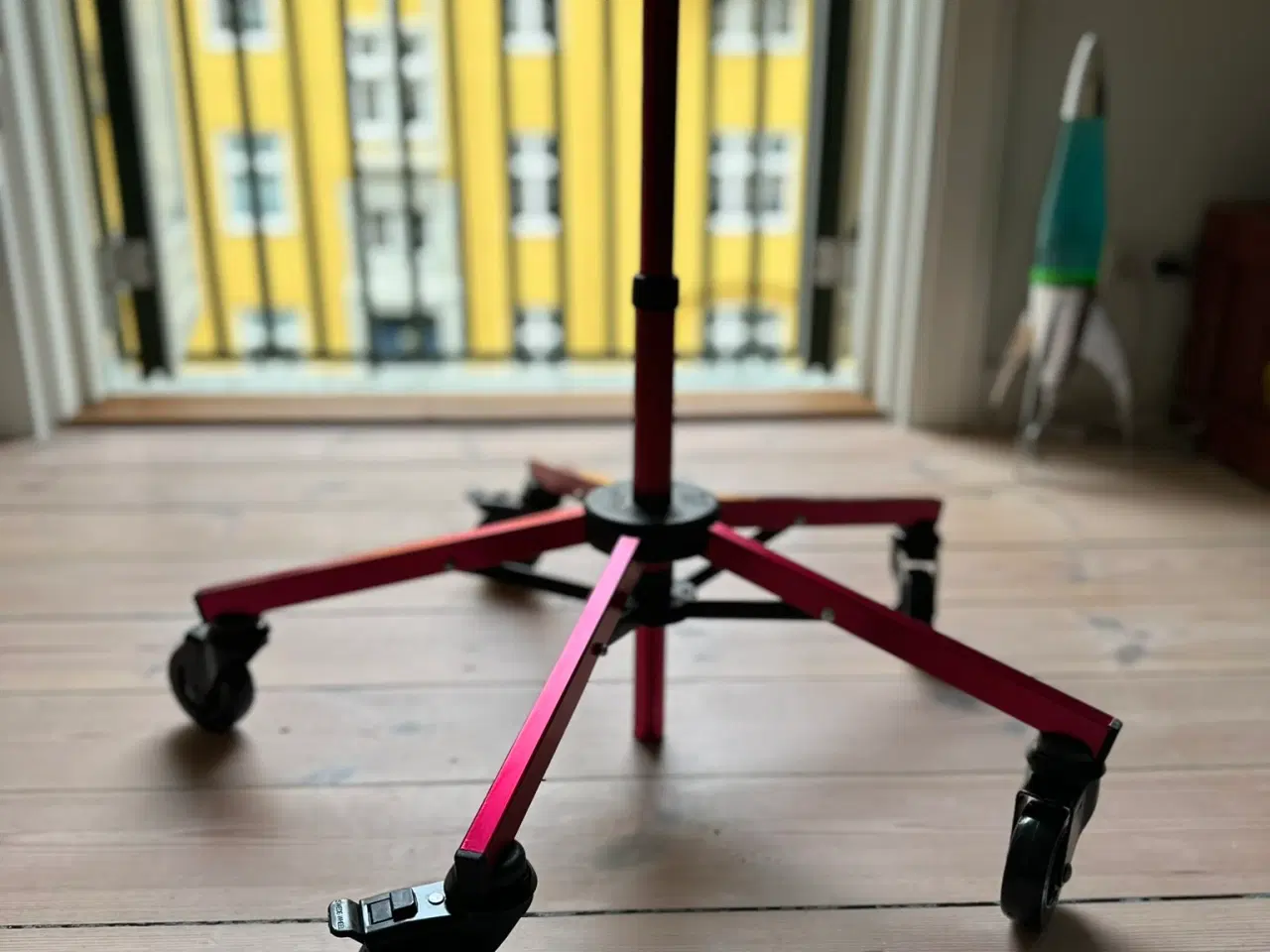 Billede 3 - Sammenklappeligt alu stativ fra Sjöbloms