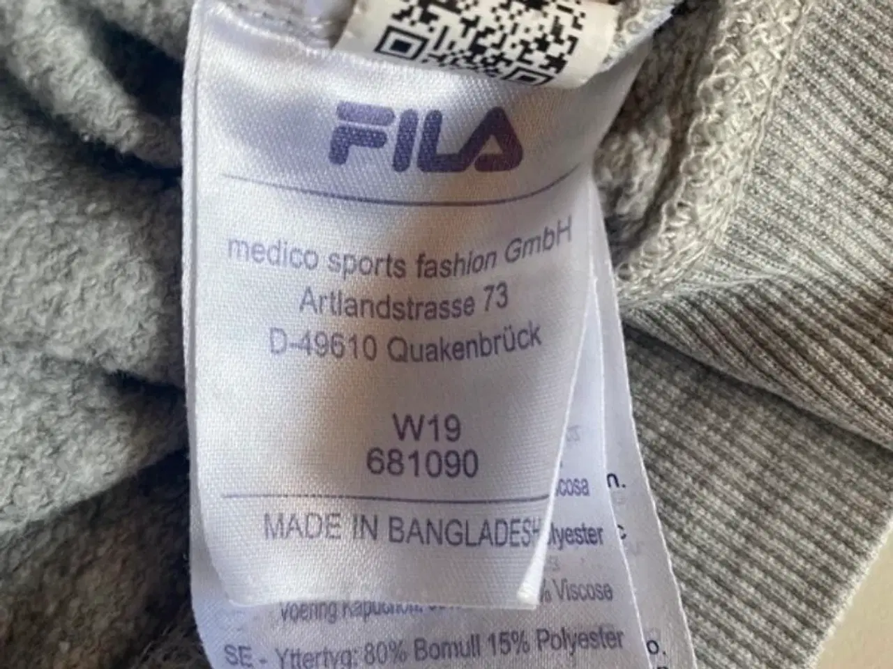 Billede 17 - Fila hætte trøje str M
