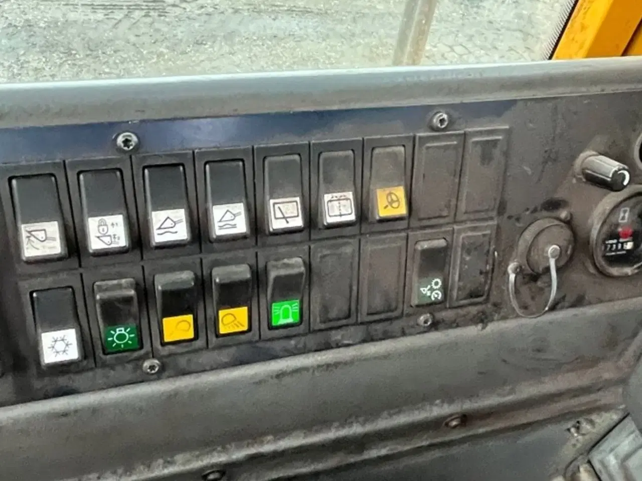 Billede 16 - Volvo L330D Stor ged med 16L motor med 496hk, skovl og centralsmørring.