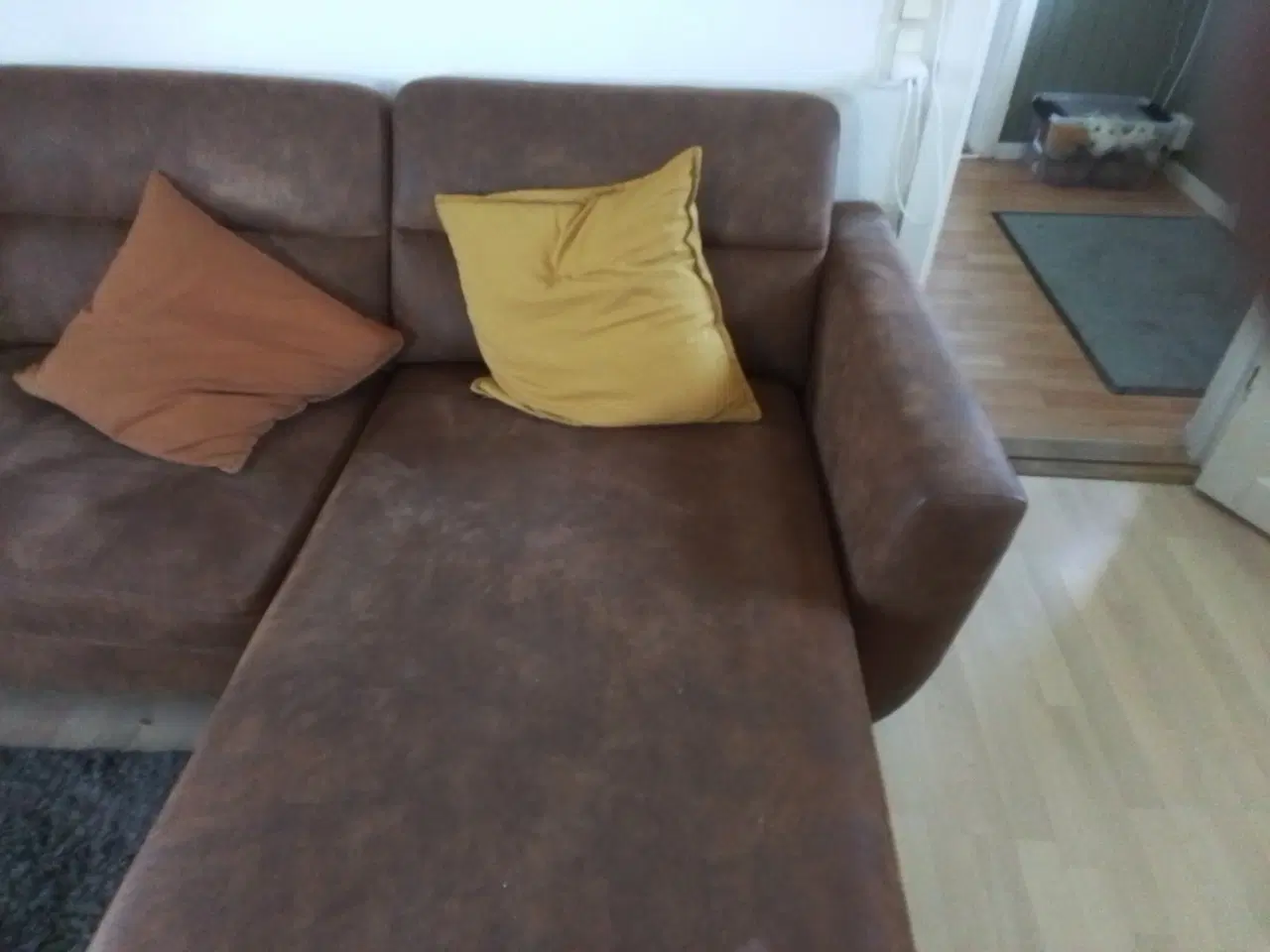 Billede 2 - Charmerende stor sofa i rigtig god stand 